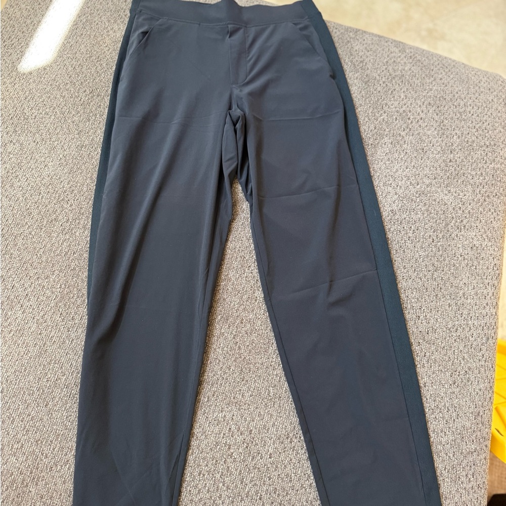 Brooklyn Mid Rise Ankle Pant - Black